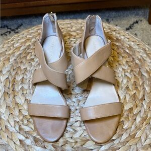 Adrienne Vittadini Women's Tan Sandals